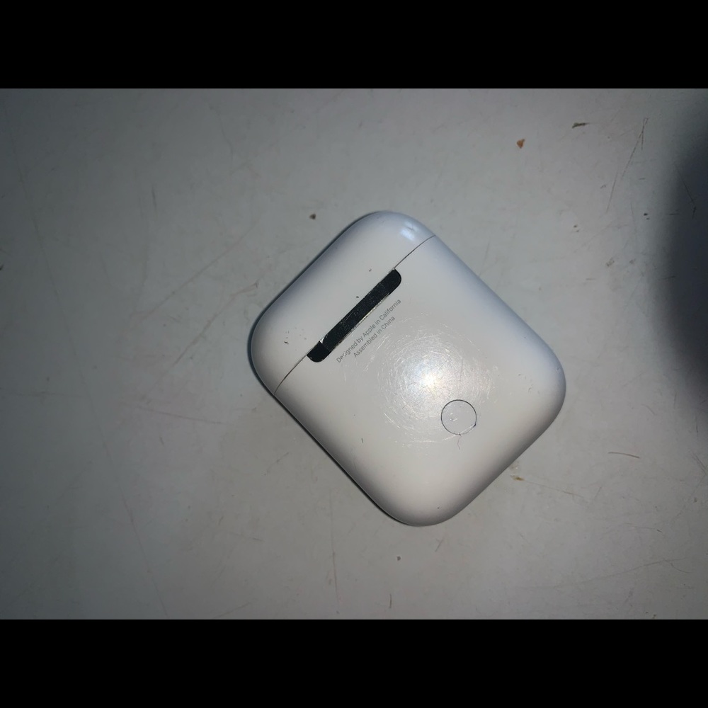Apple AirPod case